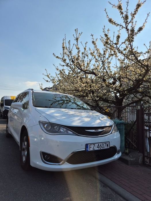 Chrysler Pacifica Chrysler Pacifica - idealne auto dla rodziny