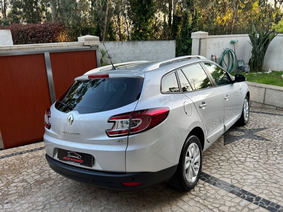 Renault Megane Limited  AUTOMÁTICA