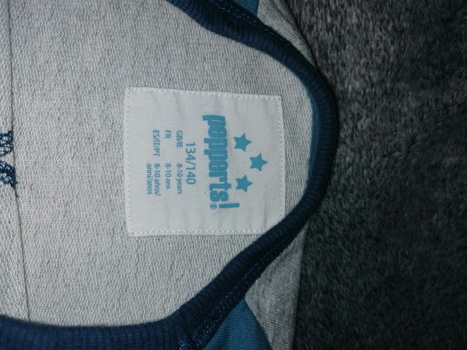 Bluza r. 134/140