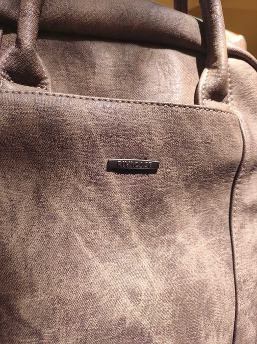Mochila Rivacase Vagar 13.3'' - Beige
