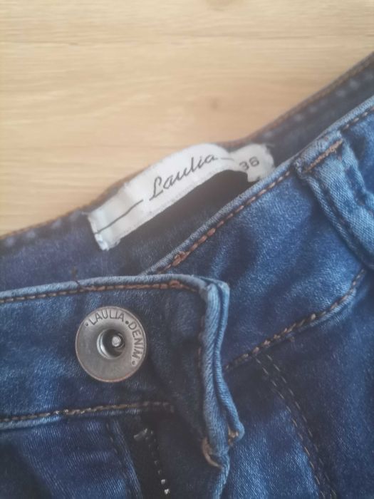 Spodnie jeansowe