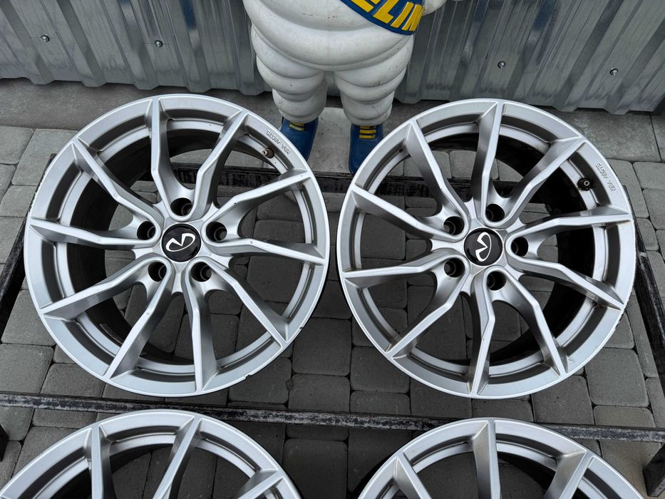 Диски Advanti R17 5x114,3 8J ET40 Infinity Honda Lexus Toyota Kia Jeep