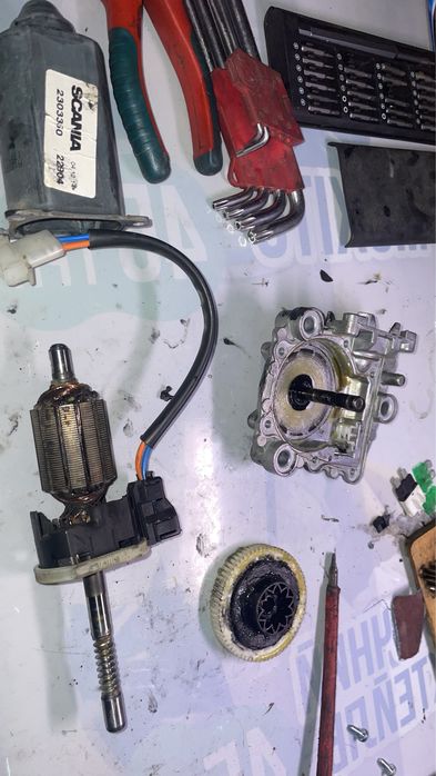100 Volt ремонт стартерів та генераторів 12-24 TIR