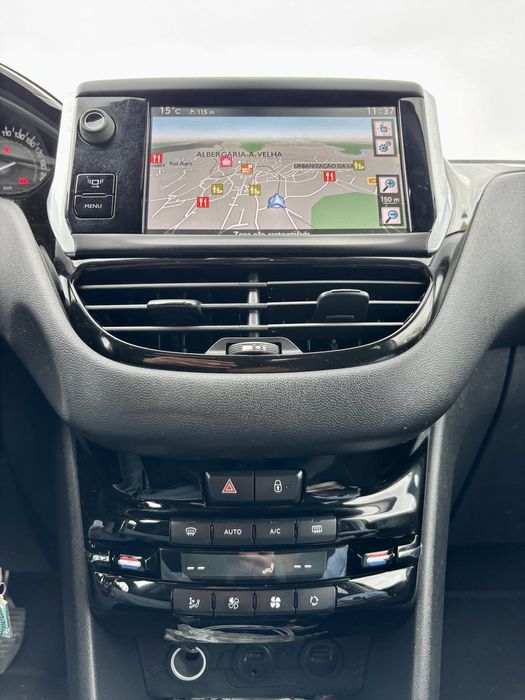 Peugeot 208 1.2 VTI