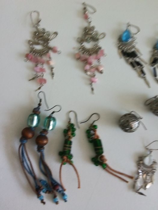 Brincos artesanais alguns novos