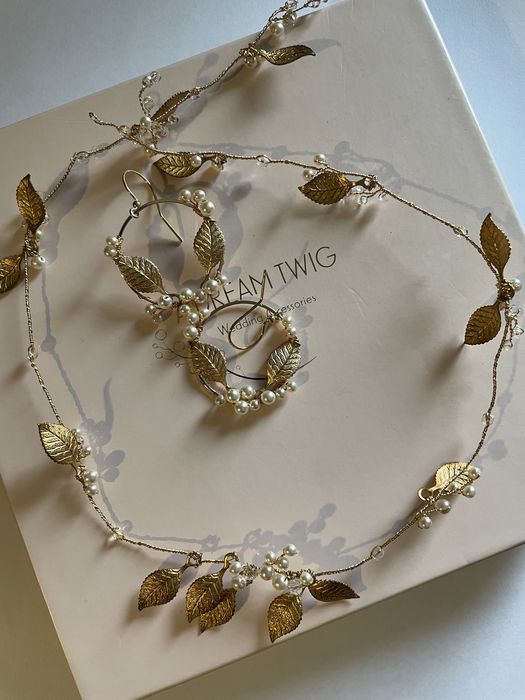 Komplet ślubny „Nevaya”