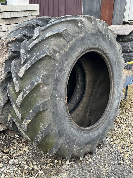 Opona rolnicza 16.9 R28