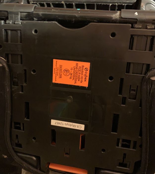 Cadeiras auto 1 2 3 Cybex Pallas (uma com isofix e outra sem)