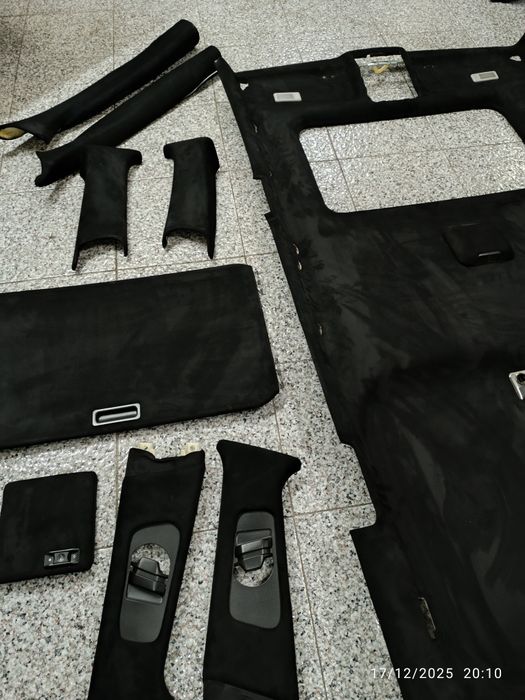 Tecto em Alcântara BMW E46 Touring com pilares
Em excelente estado.
P