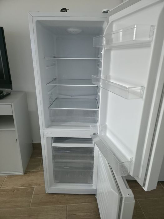 Frigorífico Combinado Kunft – Branco – Como Novo (Excelente Estado)