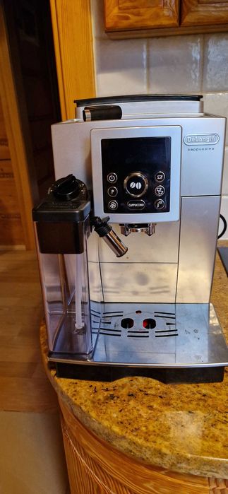 Ekspres automatyczny DeLongi ECAM23.460.SB EX:4