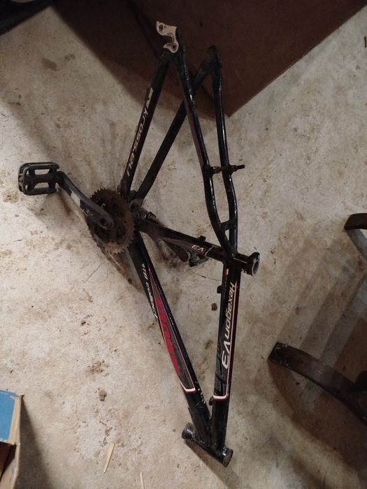 Rama rowerowa Kross hexagon v3