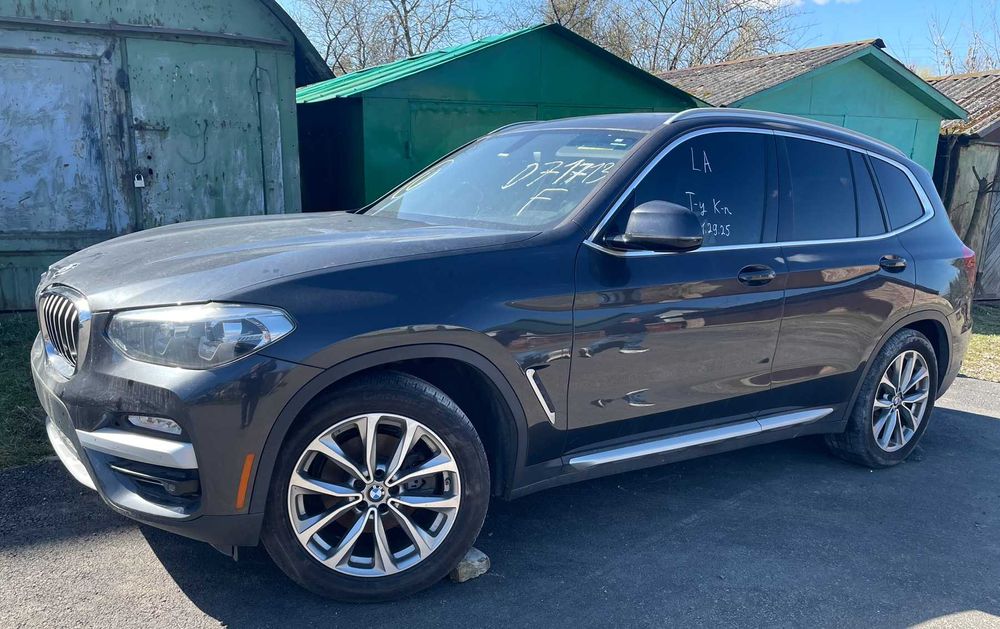 Розширювальний бачок  BMW X3 G01  17138742660 17138610661