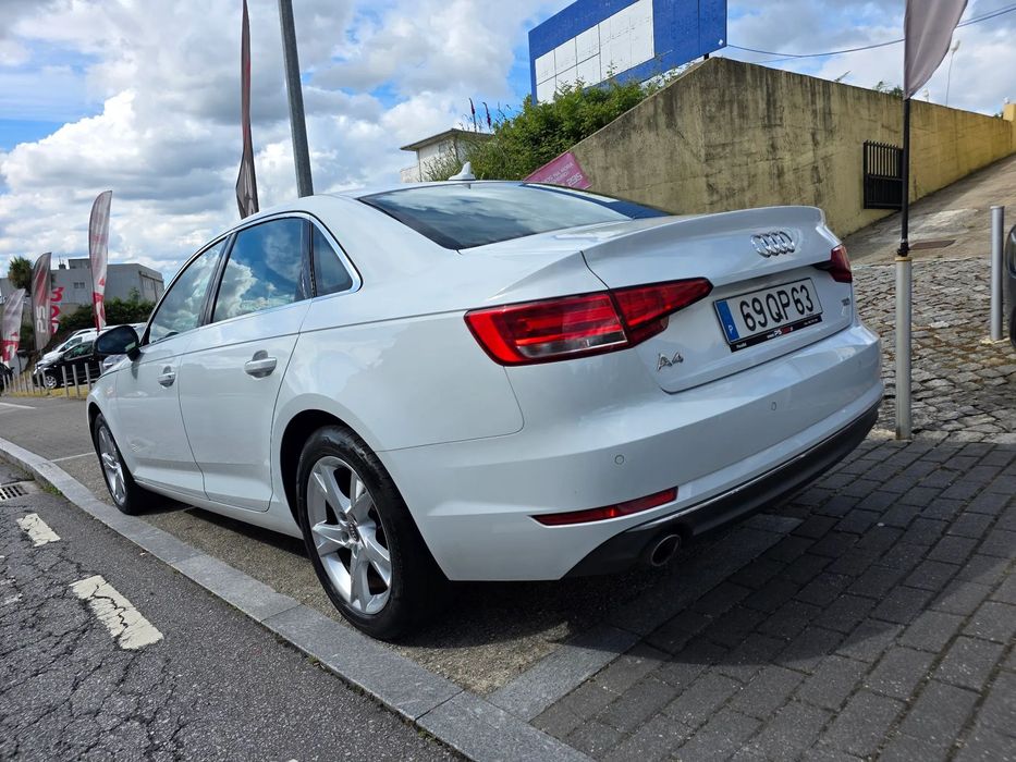 Audi A4 2.0 TDI Business Line Sport