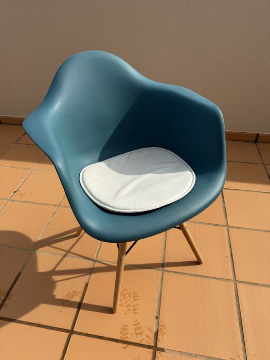 Cadeiras de várias cores