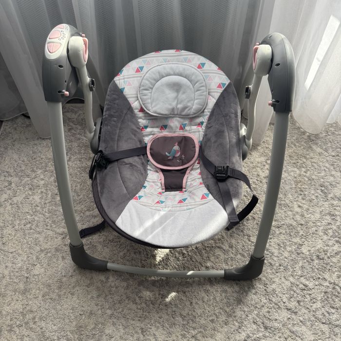 Дитячий шезлонг-качалка, музичний