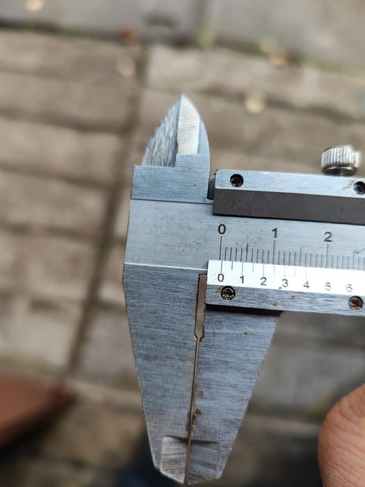 продам бляху (жесть)