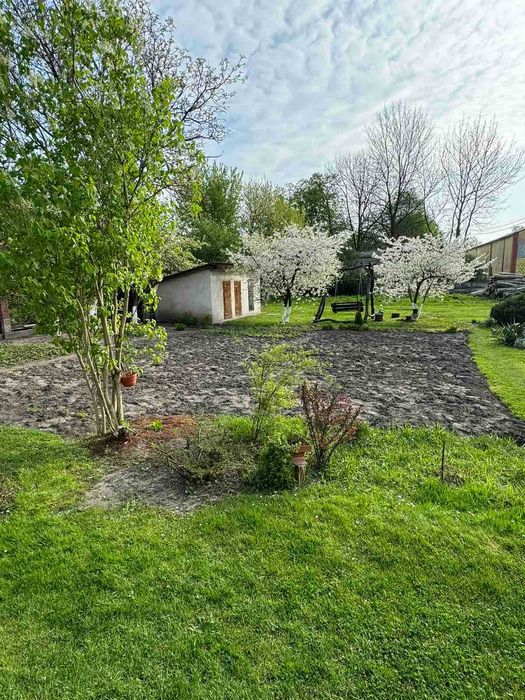 1 кімнатна квартира, м. Рава-Руська ( центр )