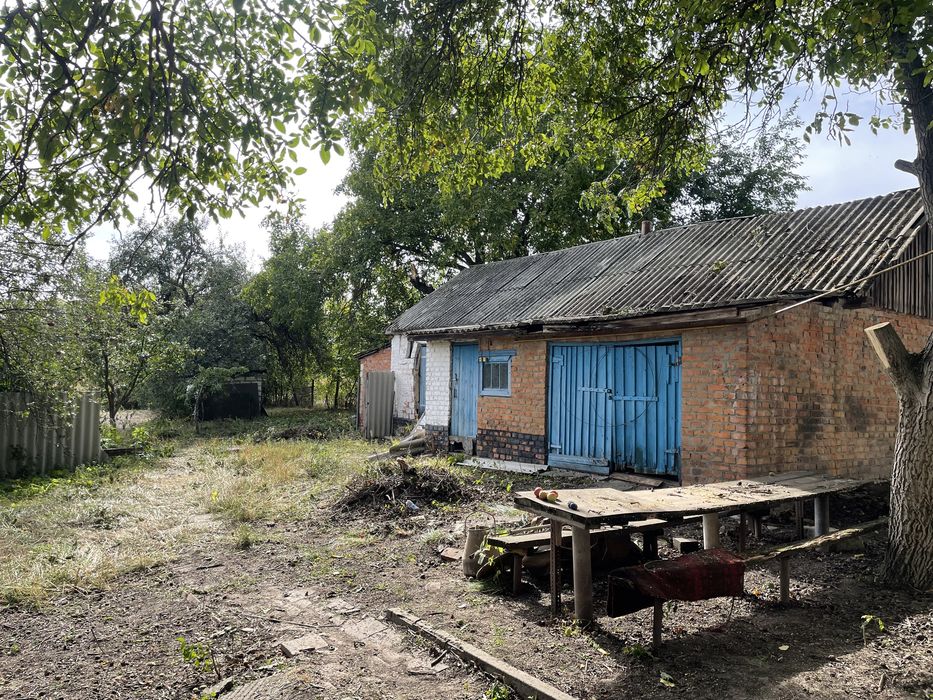 Продам будинок по вулиці Тиріна