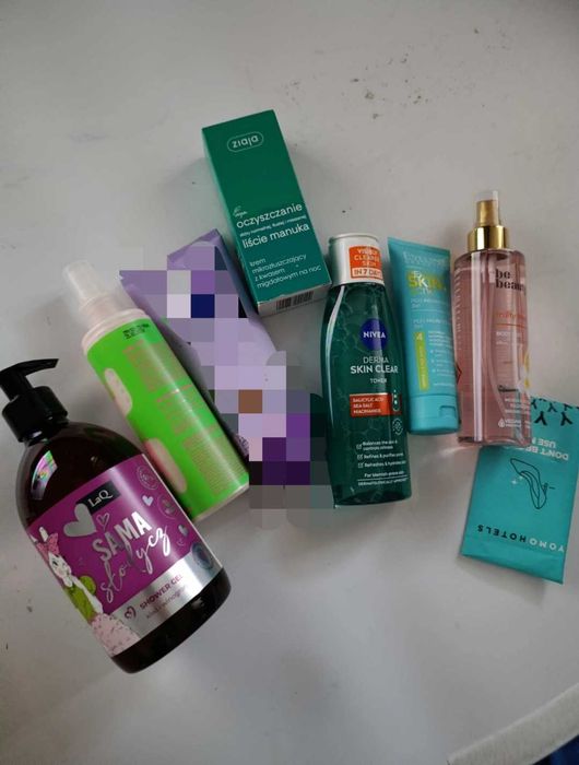 Duży zestaw damskich kosmetyków: LaQ, BY ONLY BIO, NIVEA, ZIAJA, EVELINE