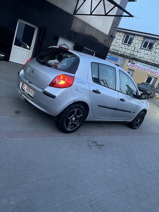 Renault clio 3 газ/бензин