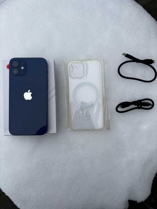 iPhone 12 - 64GB - 83% bat