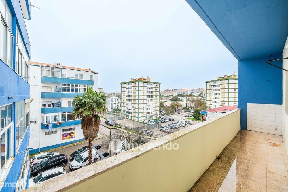 Apartamento T1 totalmente renovado, com varanda, na Sobreda
