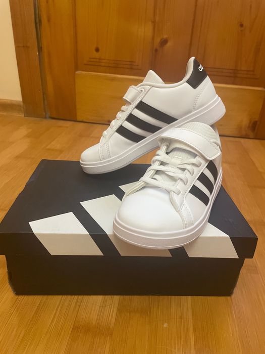 Кросівки Adidas 33 розмір