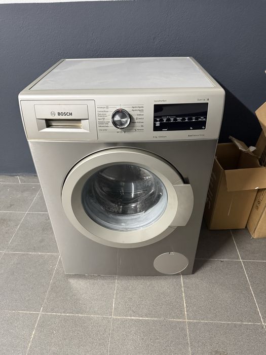 Máquina de lavar a roupa  Bosch – 8kg – 1200rpm – Excelente Estado