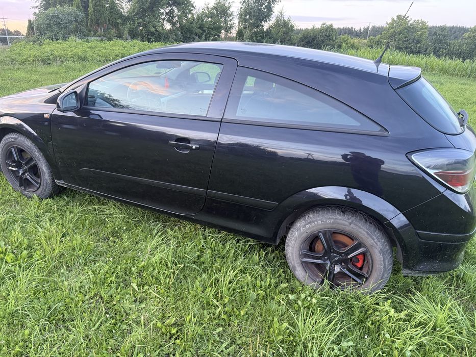 Opel astra GTC 2008 r
