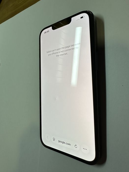 Дисплей IPhone 13Pro оригінал, переклей з дифектом