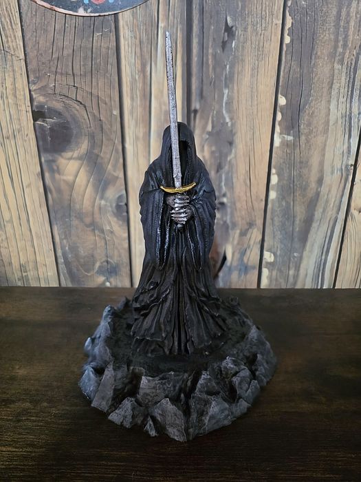 Estátua Nazgûl / Ringwraith (Senhor dos Anéis) – Impressão 3D Pintada à Mão