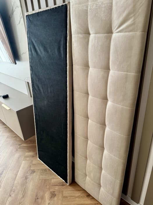 Panel tapicerowany/ pikowany/ odcień beżu/ elegancki