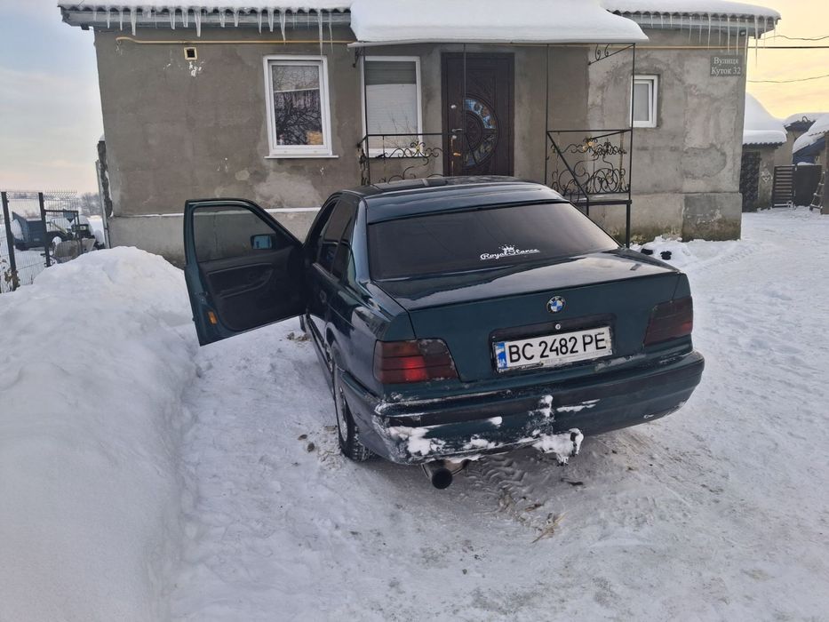 Продам бмв е 36   .