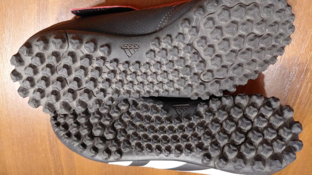 Halówki Adidas Predator 36