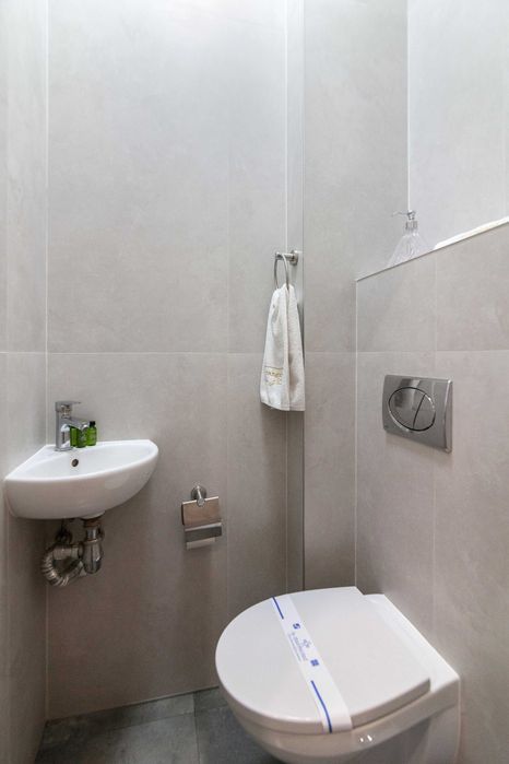 вул. Куліша 29/Оренда житла подобово 3-кімнатна квартира/для 8 осіб