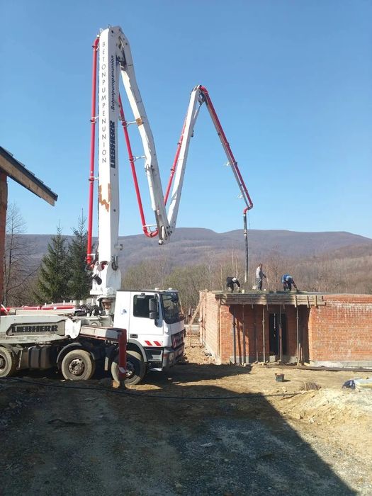 Оренда опалубки DOCA, баштові крани, бетононасос, кран-маніпулятор