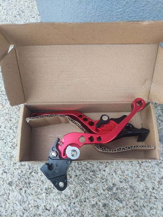 Vendo manetes de travao e embraiagem para moto e punhos da PROTAPER