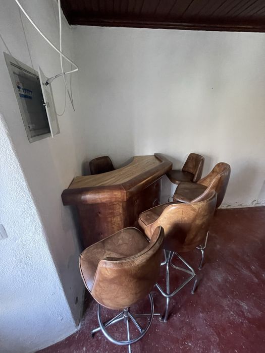 Conjunto de Bar + 5 Cadeiras