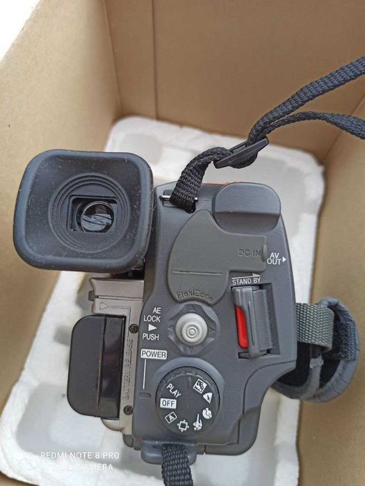 canon g2000 Камера, відеокамера (ідеал)