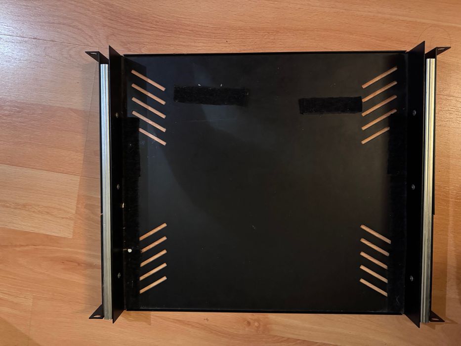 Półka wysuwana do systemu RACK