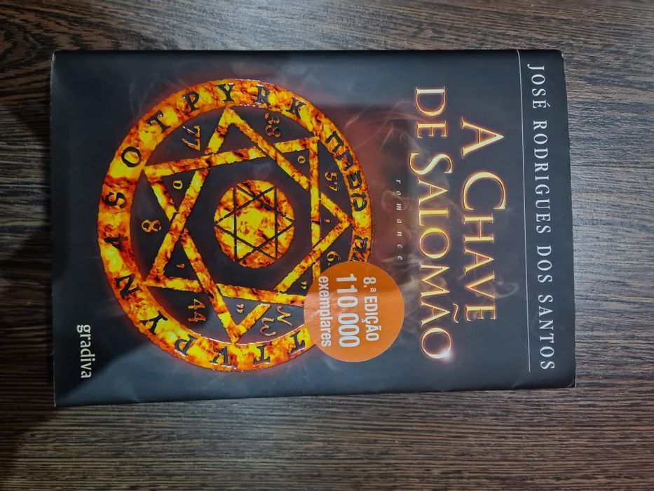 Livro "A Chave de Salomão"