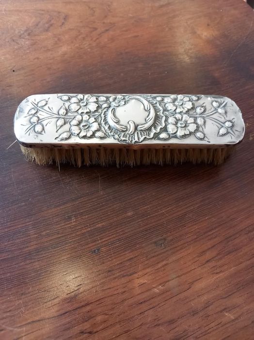 Escova com cabo em prata antiga portuguesa