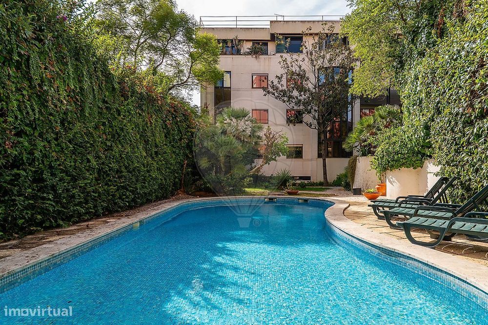 Apartamento T4 para venda