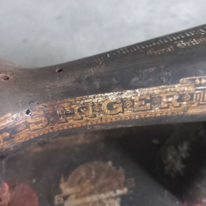 Maquina de costura SINGER