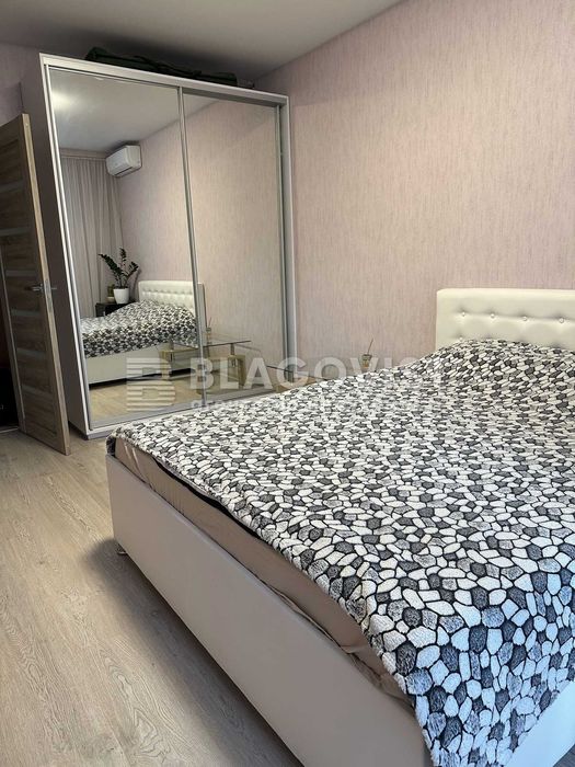 2-к(76м2)Малахит Богдановская 7Б Метро Вокзальная-10хв