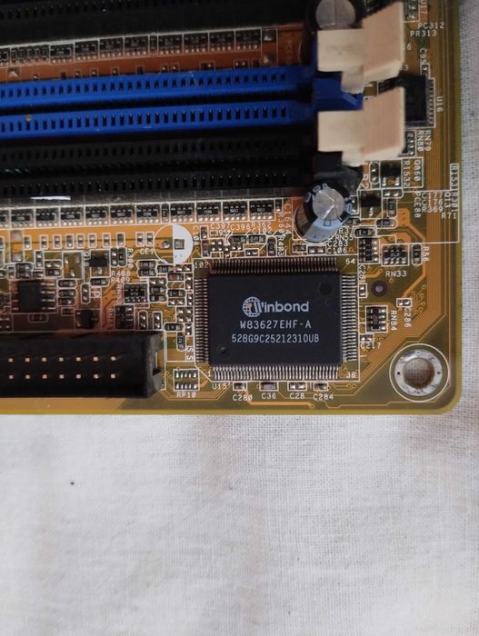 Материнська плата ASUS P5GD1 (LGA775) під відновлення