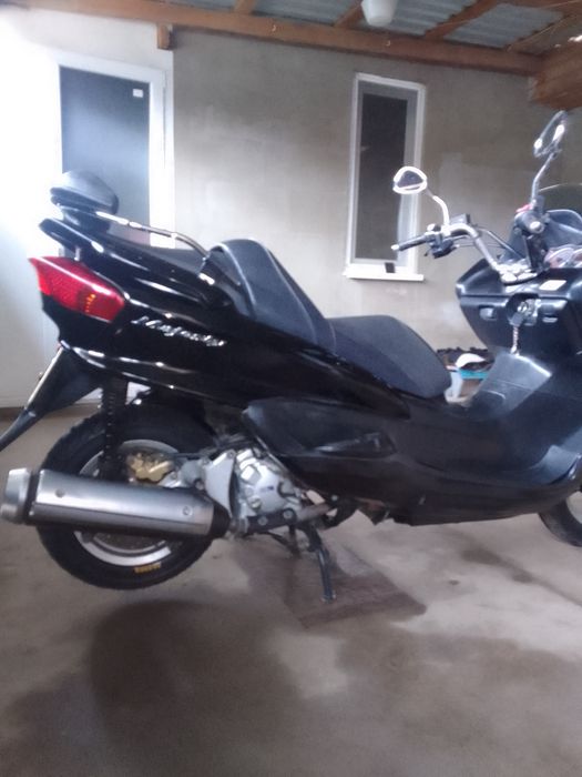 Макси скутер продам