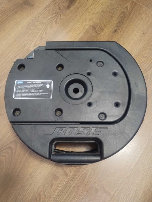 Subwoofer BOSE Mazda 6 GG