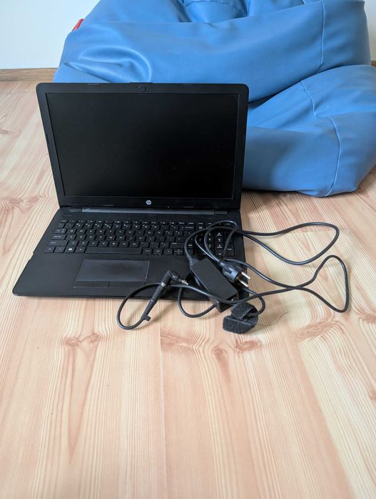 Laptop HP 15-BS155NW - 8GB RAM 500 GB SSD I3-500U 2GHz Windows 11 Home